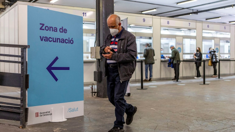 Centro de vacunación en Catalunya.