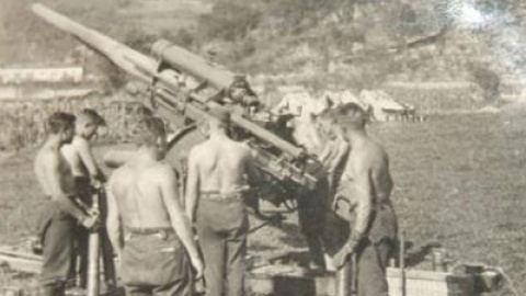 Un cañón antiaéreo utilizado utilizado por soldados nazis en Cangas de Onís.