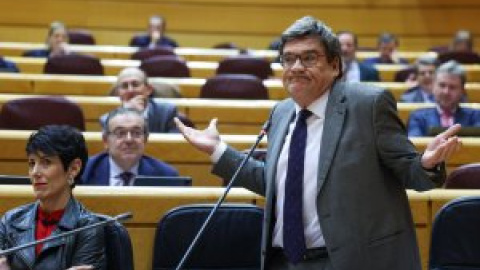 Escrivá abandona el Senado tras ser interrumpido por un representante del PP que hablaba por teléfono