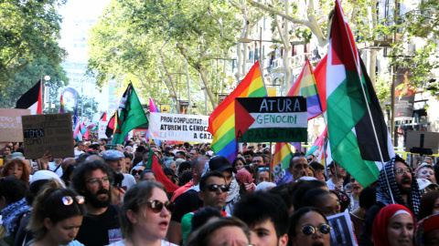 Manifestants a la marxa pels drets LGTBI d'aquest dissabte a Barcelona.