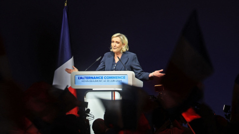 Imagen de archivo de Marine Le Pen, durante un mitin de su partido, Agrupación Nacional