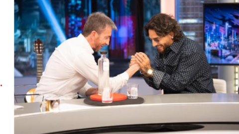 Maluma, junto a Pablo Motos en 'El Hormiguero' el 26 de junio de 2023. Imagen de archivo.