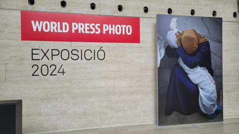 Entrada a l'exposició World Press Photo 2024 al CCCB