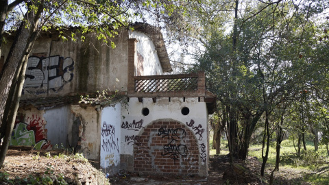 Les carreteres que separen Vallbona del barri veí, Torre Baró.