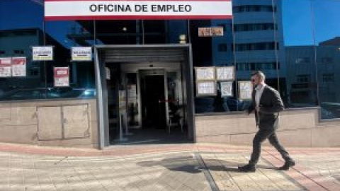 El paro baja en 11.394 personas en febrero y la contratación indefinida alcanza un nuevo récord