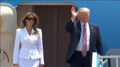 Melania Trump rechaza la mano de su marido en el acto de llegada a Israel