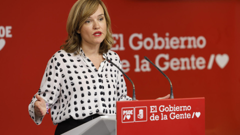 La ministra de Educación y portavoz del PSOE, Pilar Alegría durante una rueda de prensa en la sede del partido este lunes en Madrid