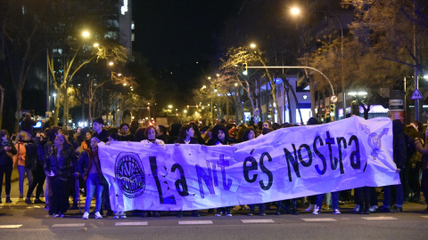 Un moment de la manifestació alternativa de la vigília del 8-M.