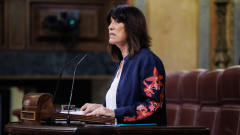 La diputada de Junts Pilar Calvo interviene en una sesión plenaria, en el Congreso de los Diputados,