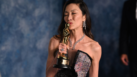 Michelle Yeoh, ganadora del premio Oscar a la mejor actriz