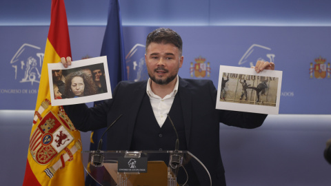 14/03/2023.- El portavoz de ERC en el Congreso, Gabriel Rufián durante la rueda de prensa previa a la reunión de la Junta de Portavoces, este martes en el Congreso.