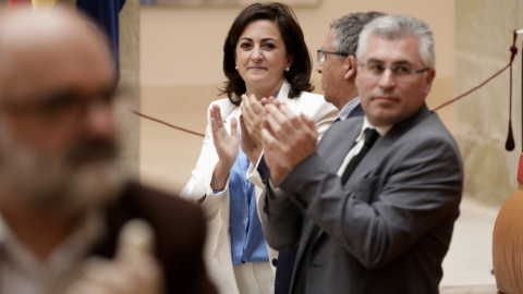 Imagen de la presidenta de La Rioja, Concha Andreu, tras la aprobación de la primera ley de salud mental del país, a 16 de marzo de 2023.