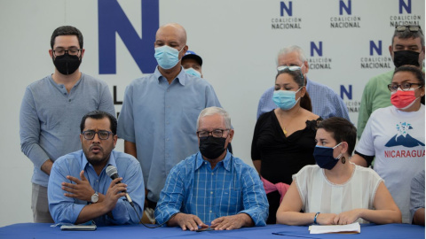 Conferencia de prensa. Coalición Nacional y PRD.