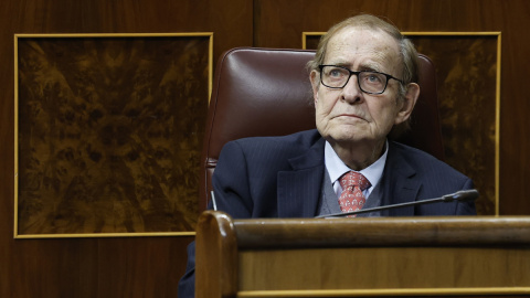 Ramón Tamames, candidato de Vox para la moción de censura, asiste al debate en el Congreso de los Diputados.