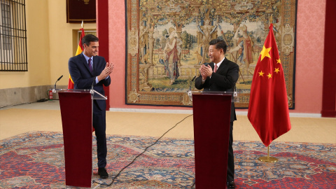 24/03/2023. Pedro Sánchez junto a Xi Jinping, en el encuentro celebrado el pasado 28 de noviembre de 2018.