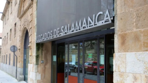 Un juzgado de Salamanca ha condena a un hombre por mandar mensajes sexuales y amenazas por WhatsApp.