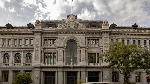 Fachada del edificio del Banco de España situada en la confluencia del Paseo del Prado y la madrileña calle de Alcalá. E.P./Eduardo Parra