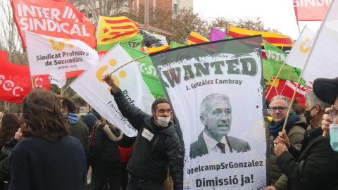 16/03/2022 - Una imatge de la manifestació del sector de l'ensenyament a Barcelona d'aquest dimecres, en el segon dia de vaga.