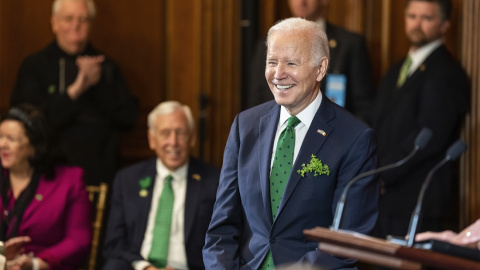 El presidente de EE.UU., Joe Biden, asiste al almuerzo anual de Amigos de Irlanda que celebra el día de San Patricio en Capitol Hill.