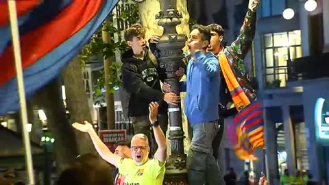 Euforia en Canaletas tras una nueva conquista liguera del BarÃ§a