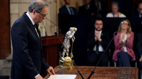 El presidente de la Generalitat, Quim Torra, durante su discurso en el acto de toma de posesion del nuevo Govern que se celebra hoy en el Palau de la Generalitat. EFE/Toni Albir