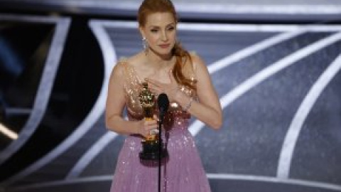 Jessica Chastain gana el Oscar a Mejor Actriz 2022 por 'Los Ojos de Tammy Faye'