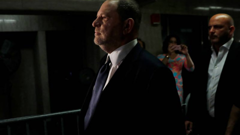 Harvey Weinstein llega al juzgado de Manhattan. (REUTERS)