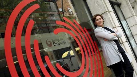 Ada Colau en la sede de Barcelona en Comu. REUTERS/Albert Gea