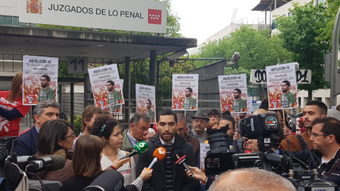 Tohil Delgado a las puertas del Juzgado