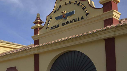 Imagen de un detalle del acuartelamiento de Bobadilla en Málaga. EFE/ARCHIVO