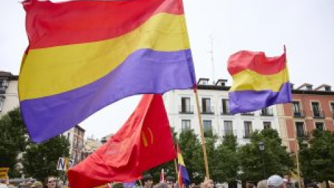 "A por la III República": asociaciones republicanas organizan actos por toda España para el 14 de abril