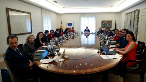 La primera reunión del Consejo de ministros y ministras del Gobierno de Pedro Sánchez. EFE/Chema Moya