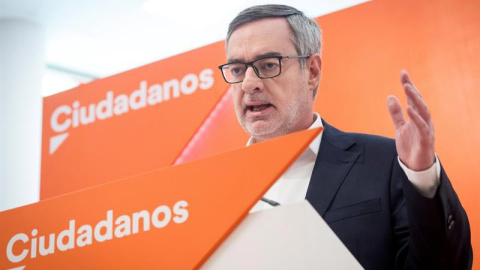 El secretario general de Ciudadanos (Cs), José Manuel Villegas, comparece ante los medios tras la reunión del Comité Ejecutivo del partido. (LUCA PIERGIOVANNI | EFE)