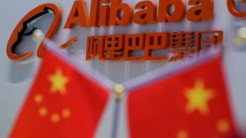 Alibaba recauda 11.700 millones en su histórico debut bursátil en Hong Kong