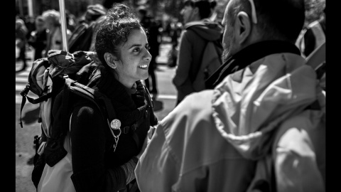 Camelia en una manifestación en la Plaza de la República de París. / Julien Gidoin