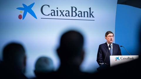 El presidente de CaixaBank, Jose Ignacio Goirigolzarri, durante su intervención en la junta de accionistas del banco, la primera desde la integración de Bankia, en Valencia.