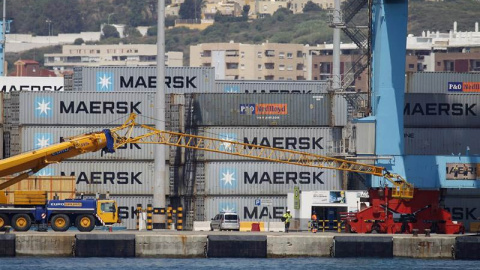 Contenedores del Puerto de Algeciras, donde la normalidad ha sido la norma. | EFE