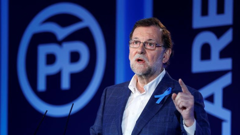 Mariano Rajoy, durante su intervención en la Convención del PP sobre el Pacto por los Servicios Sociales, en Sevilla. / EFE