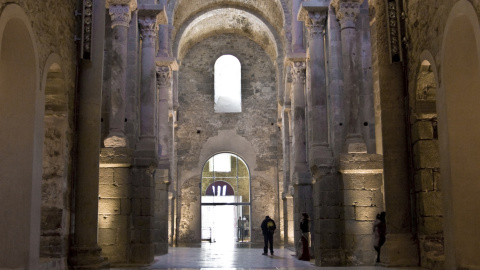 Interior del Monestir de Sant Pere de Rodes