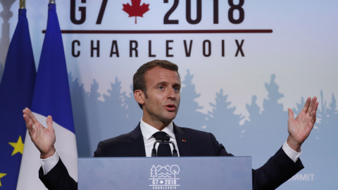 El presidente francés, Emmanuel Macron, realiza una conferencia de prensa al final de la cumbre del G7 en Charlevoix, Canadá. EFE / EPA / IAN LANGSDON