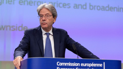 El Comisionado de Economía de la UE, Paolo Gentiloni, durante una conferencia de prensa, en Bruselas, a 14 de julio de 2022.