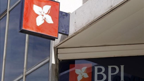 El logo de BPI en una sucursal del banco portugués. REUTERS/Jose Manuel Ribeiro