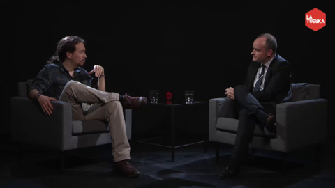 Un momento de la entrevista de Pablo Iglesias a Iván Redondo en 'Otra Vuelta de Tuerka'