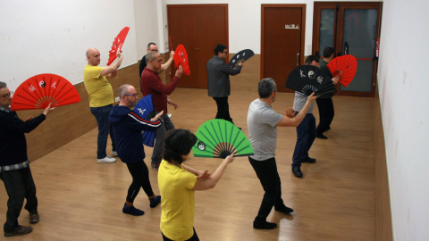 Participants en una de les activitats de la Fundació Enllaç, abans de la pandèmia.