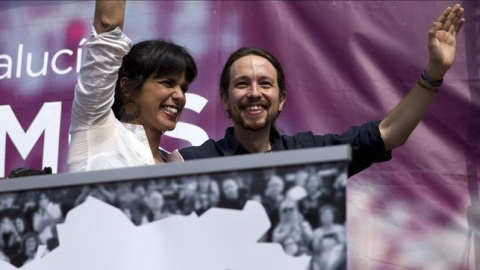 Teresa Rodríguez y Pablo Iglesias, en Málaga. EFE/Archivo