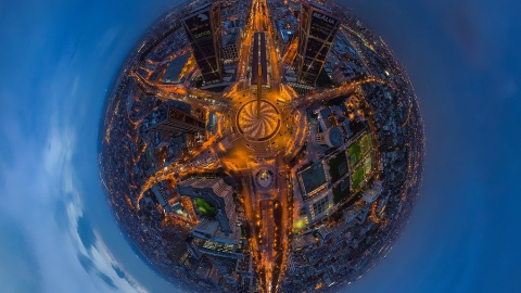 La ciudad de Madrid, capital de España, reflejada en una fotografía sacada desde la Plaza Mayor / Airpano