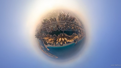 Dubai, una de las ciudades más industrializadas y emirato que forman los Siete Emiratos Árabes / AirPano