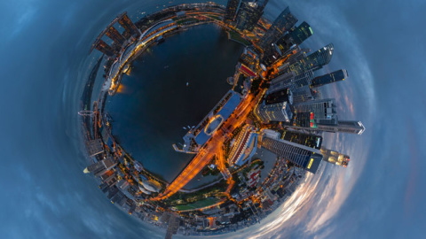 Singapur, oficialmente la República de Singapur, es un país soberano insular de Asia. Su imagen ha sido capturada casi al anochecer / AirPano