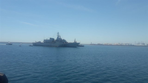 El buque Orione, a su entrada en el puerto de Valencia. - EUROPA PRESS