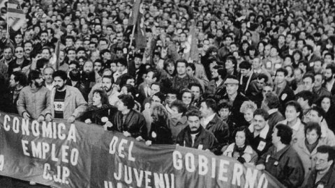 La manifestación tras la huelga general del 14D. / EFE